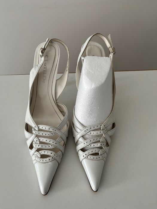 Туфли женские , черные , белые