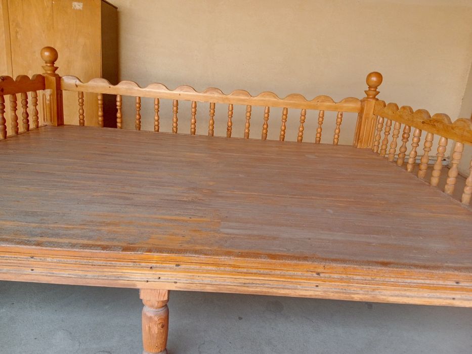 Dediski devan yangi hali kelishilgan narxlarda 3 ta bor.