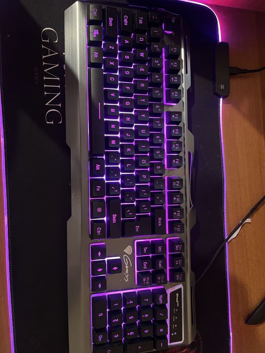 Клавиетура genesis rhod 420 rgb