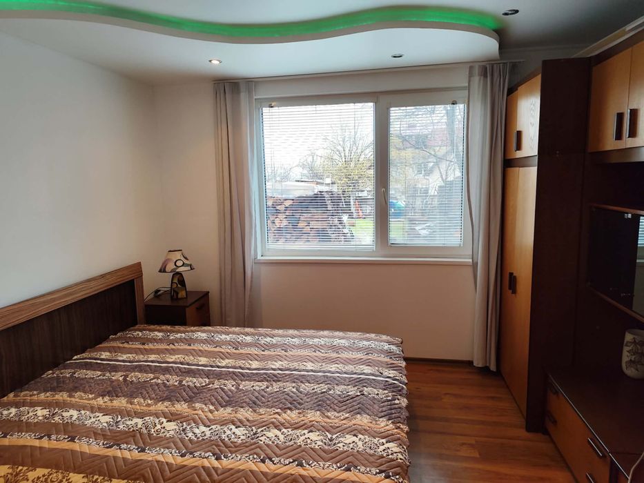 Дава се под наем Етаж от къща в с. Тополи, Област Варна - 100 кв.м за 498.27 € - Снимка #3