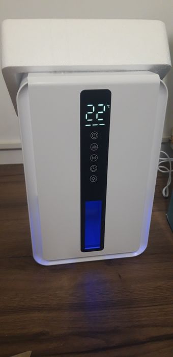 Dezumidificator, capacitate zilnica de dezumidificare 1280ML, rezervor de apa 3L, ecran de afisare digital, lumina RGB, uscare asistata, alb