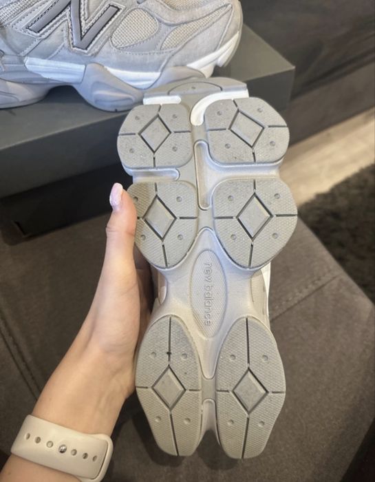 Vand adidasi new balance