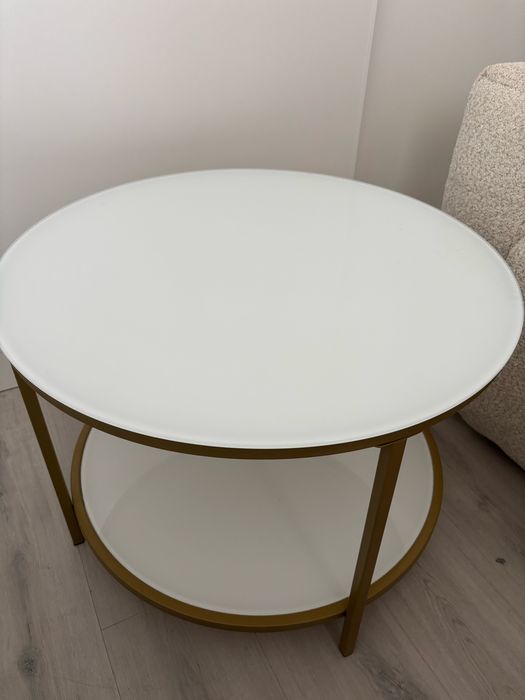 Masuta de cafea rotunda