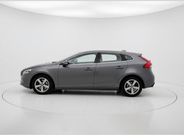 VOLVO V40 2015 — imagine 4