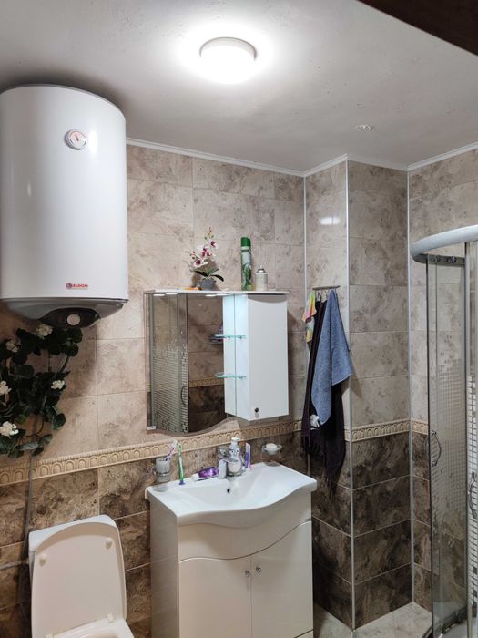 Продава се Тристаен апартамент в Пловдив, Остромила - 114 кв.м за 1272 €/кв.м - Снимка #7