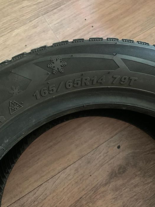 Продам шины зимние