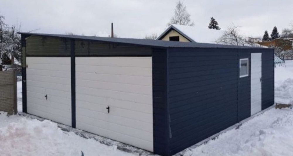 Vând garaj auto pe structură metalică