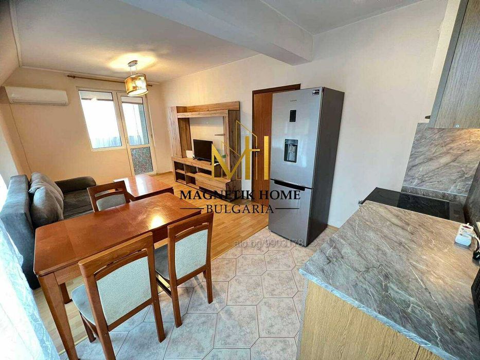 Дава се под наем Двустаен апартамент в Бургас, Център - 65 кв.м за 408 € - Снимка #2