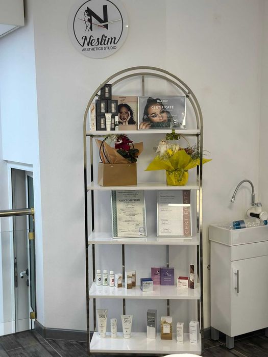 Етажерка за салони или магазин. АКЦИЯ!