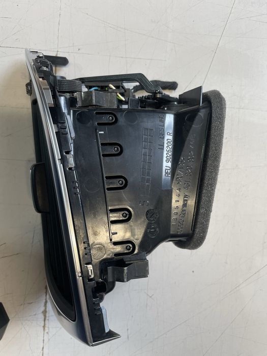 Grila aerisire dreapta audi a6 c7