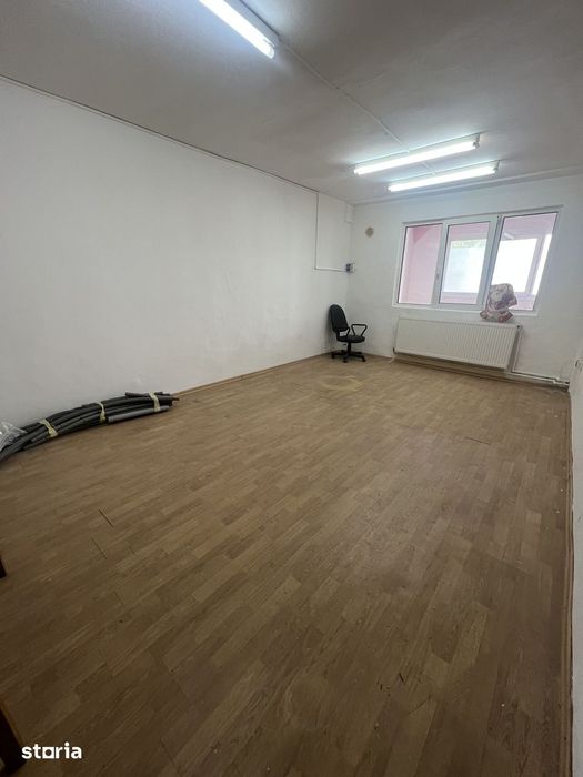 Apartament cu 2 camere și balcon | Zona Vama-Prundu - Pitești