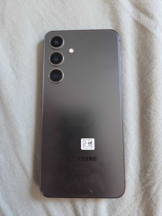 Samsung S24 5g 8gb RAM 256Gb stocare