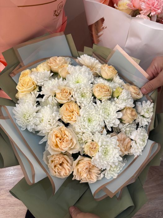 Продам цветы свежие