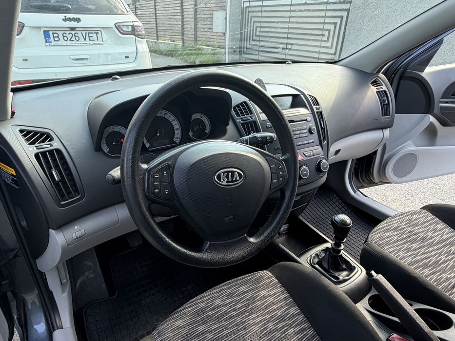 Vand Kia Cee’D Break