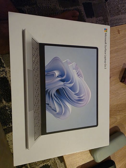 Laptop Microsoft SurfaceGo3,Intel Core i5-1235U,8 GB DDR5, SSD 256 GB