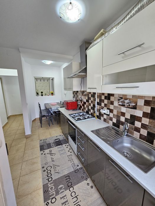 Închiriez apartament cu o cameră