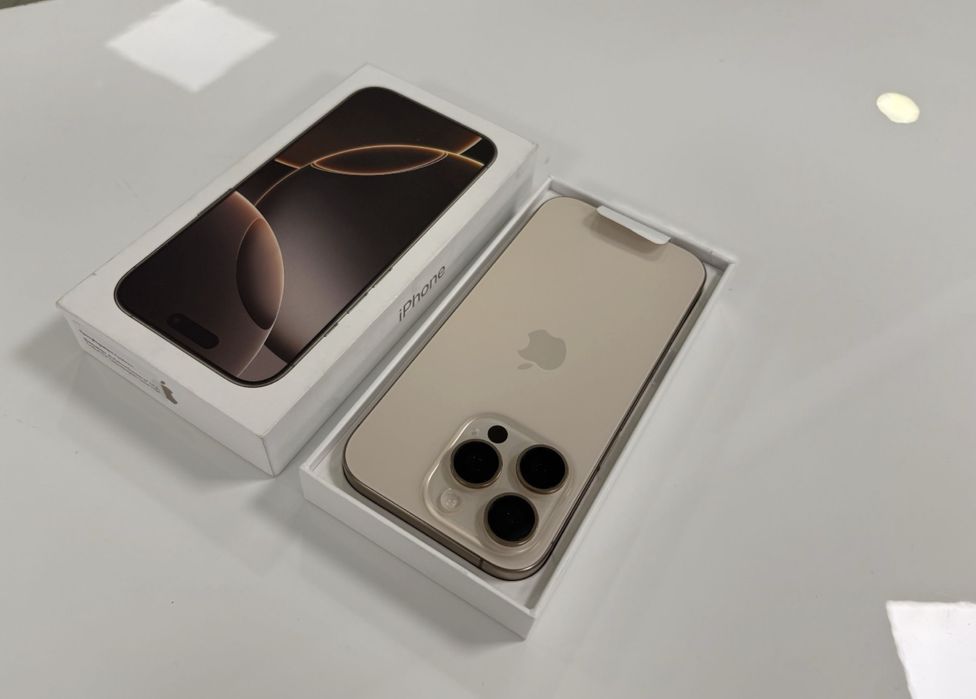 Iphone 16 Pro Max 256 Gb Като Нов с Гаранция 1 година