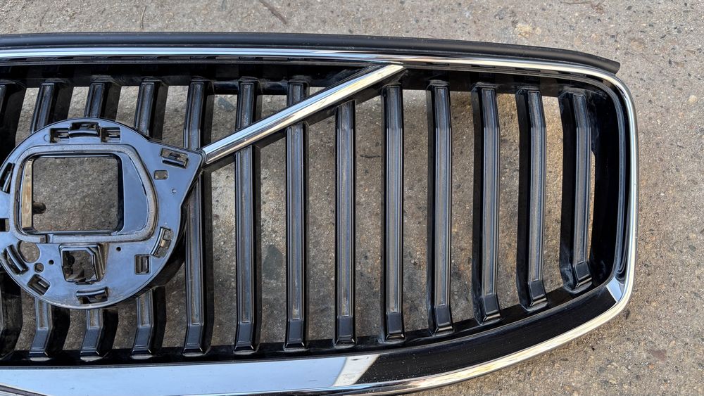 Решетка за Volvo XC60