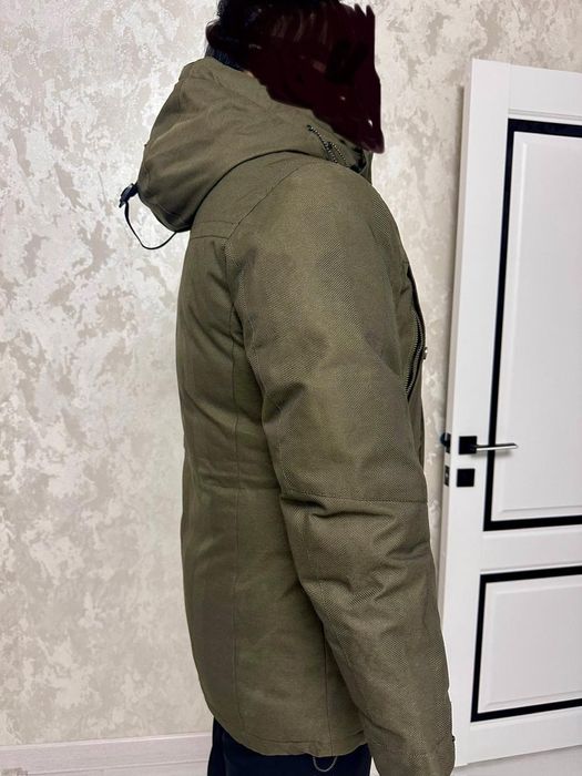 Продам зимнюю куртку