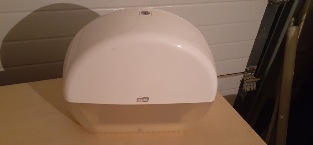 Диспенсер для салфетки