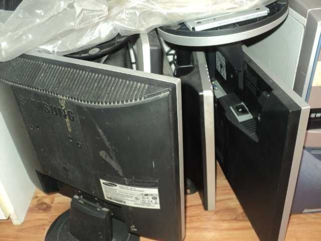 Imprimante/Scanere,Monitoare aparat Nikon monitor rabatabil si Canon