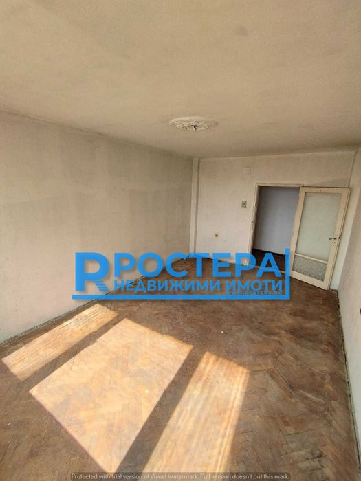 Продава се Тристаен апартамент в Търговище, Център - 81 кв.м за 963 €/кв.м - Снимка #8