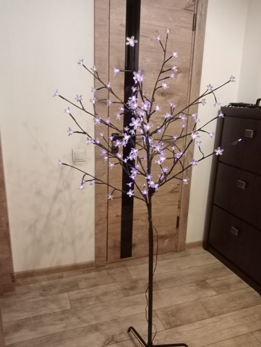 Продам дерево инсталляция