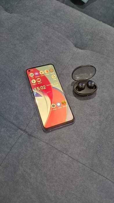 Смартфон Realme i8 + Наушники Realme Buds Q2s (или обмен на планшет)