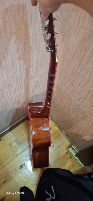 Гитара акустика от (SHER) Б/У