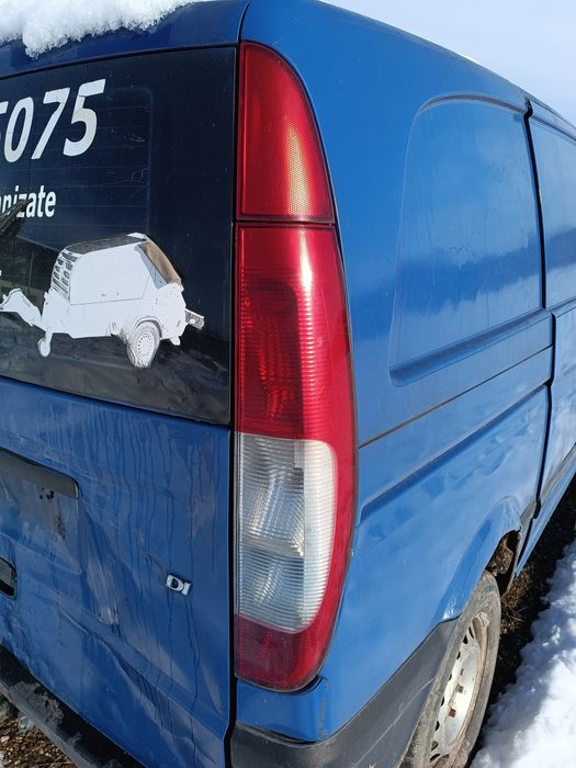 Dezmembrez Mercedes Vito Viano W639 Usa far aipa capota scaun parbriz