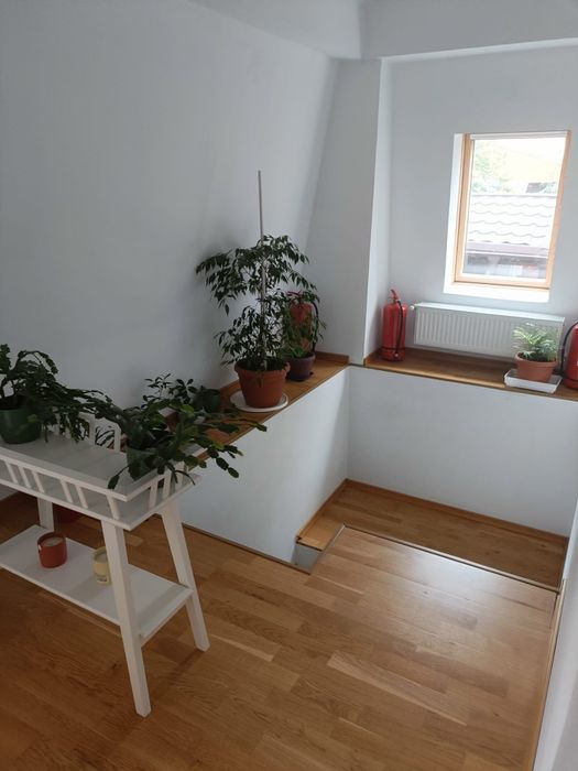 Negociabil, Pantelimon, aproape de gradinita nr 1 - Casa p+mansarda  inalta ,4 camere,2 bai,foisor,14min metrou pe jos
