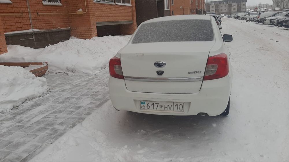 Машина Datson on-do