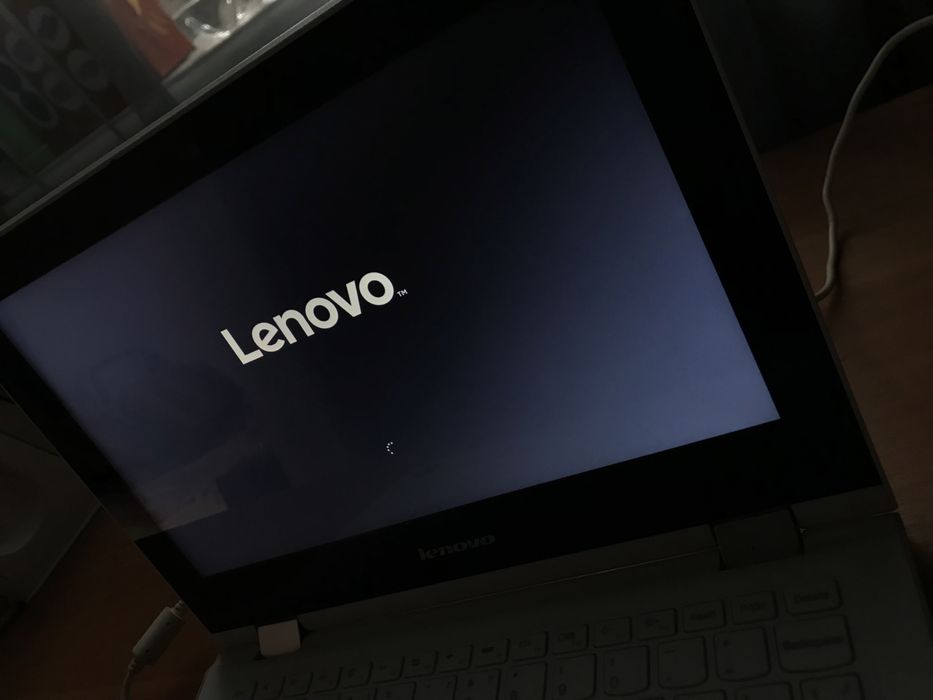 Ноутбук Lenovo