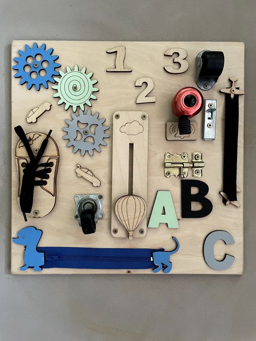 Пъзели и други образователни играчки