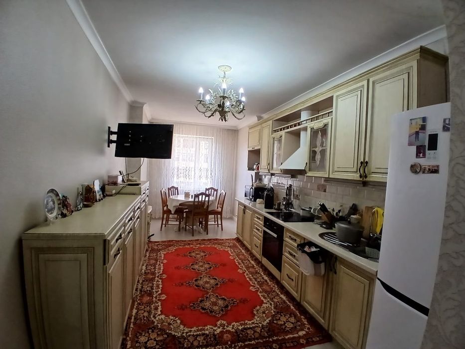 Продам квартиру ЖК Хан Тенгри