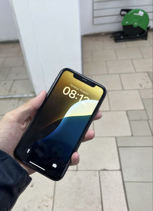 Iphone 11 64гб 72%
