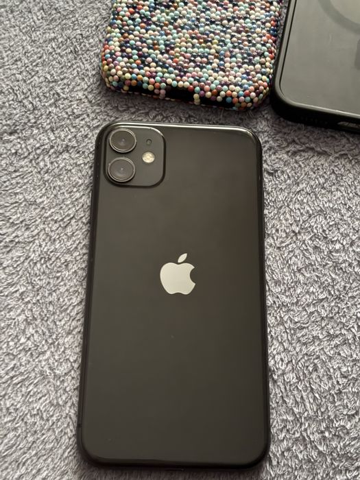 Iphone 11  + huse