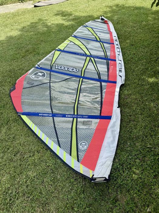 Уиндсърф екипировка- дъски, платна, финки, мачти, гикове