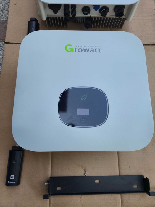 Invertor solar Growatt MIN 6000TL-XE 6kW on-grid – 2 bucăți, preț negociabil