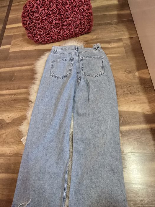 STRADIVARIUS широки