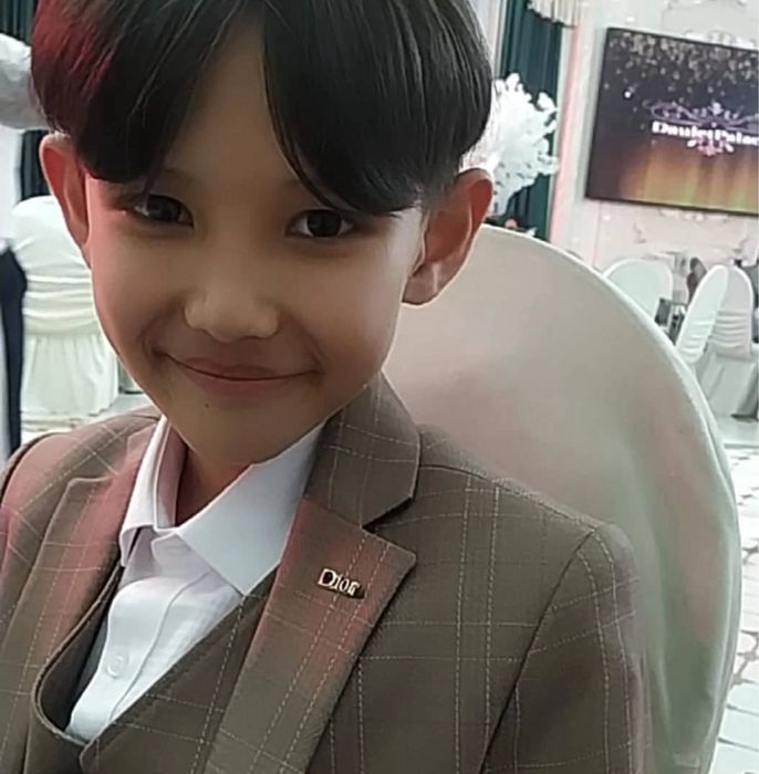 Продам тройку педжак брючный