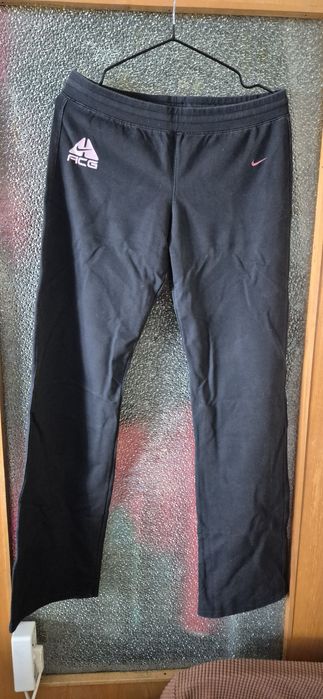 Trening de dama Nike ACG (bluza + pantaloni), marimea 42/XL, in stare