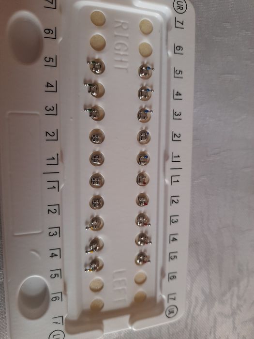 Брекеты по 4000 качество супер