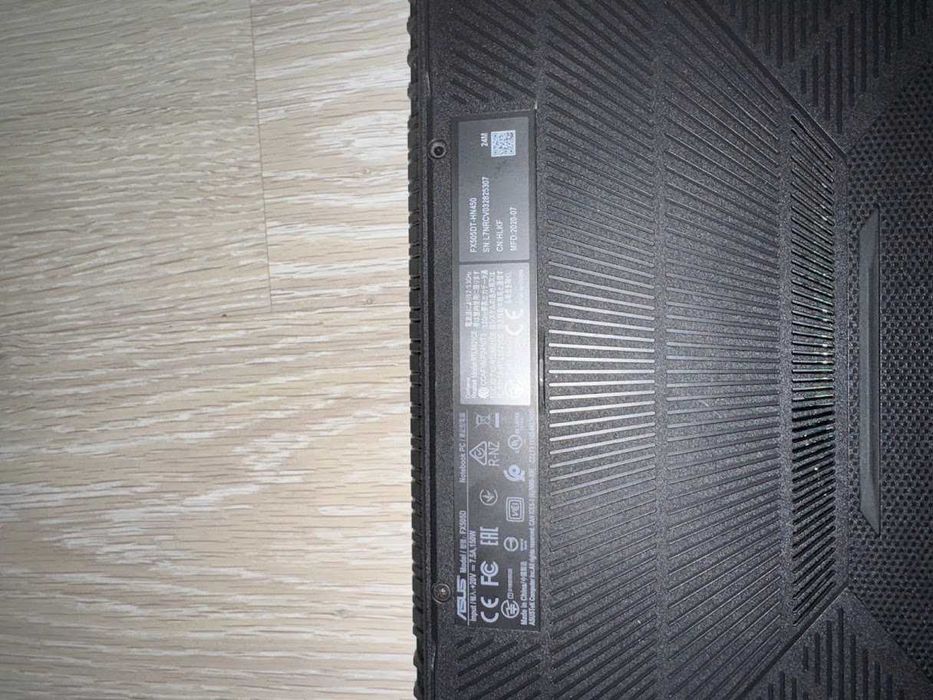 Laptop Gaming ASUS TUF FX505D – Pentru piese / Defect (Placă de bază)