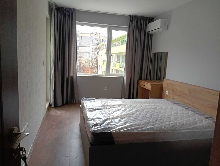 Продава се Двустаен апартамент в Пловдив, Христо Смирненски - 69 кв.м за 1072 €/кв.м - Снимка #3