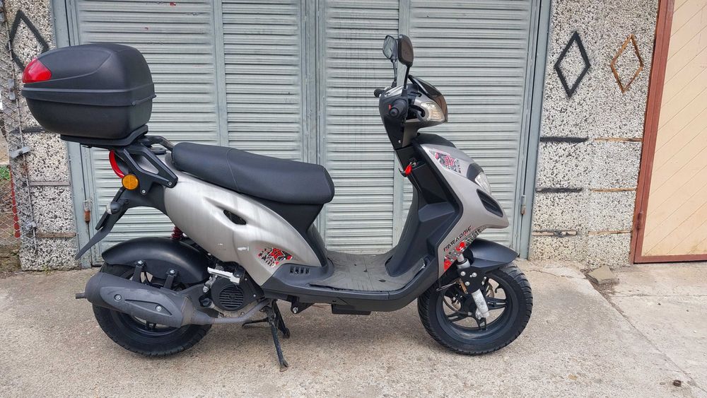 Скутер Generic Paradise 50cc