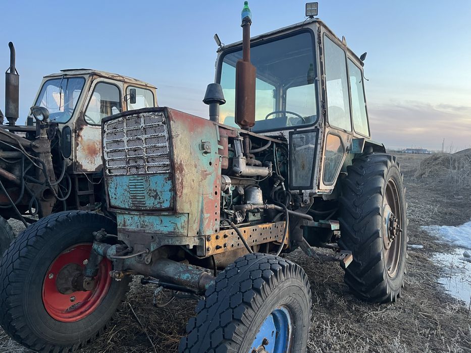 Продам два трактора оба на полном ходу