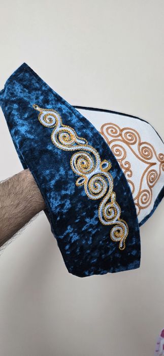 Продам мужской шапан.