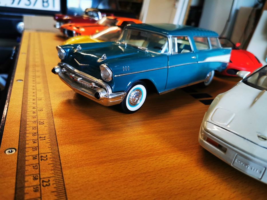 Метални колички 1:18 модели