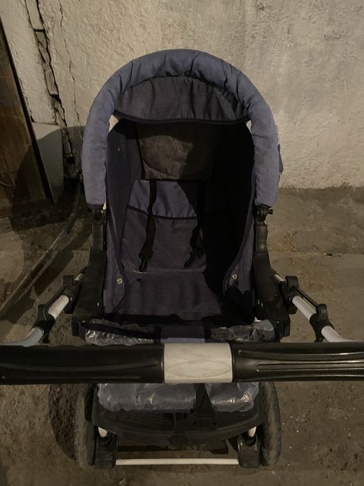 Продам детскую коляску